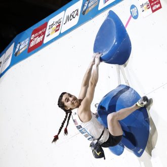 Brooke Raboutou en la Copa del Mundo de Búlder de Hachioji 2023 (Foto: Dimitris Tosidis/IFSC).