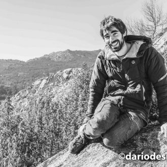 Ignacio Mulero a pie de vía en La Pedriza del Manzanares.