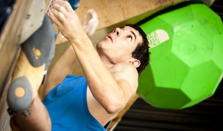 Alex Honnold en el V The North Face Master Boulder de Chile  (The North Face)