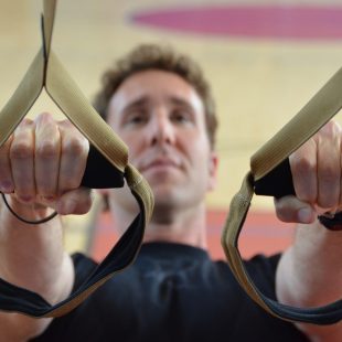 TRX: entrenamiento en suspensión.